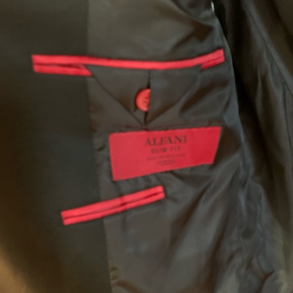 Men’s black suit - Picture 3 of 9